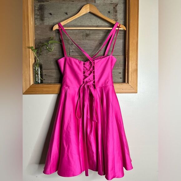 Special Occasion Dress - Picture 2 of 8